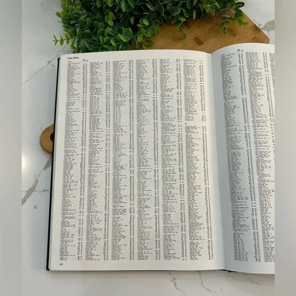 Rand  McNally Todays World Atlas Map World Hardcover EUC Cartographer - Picture 10 of 10